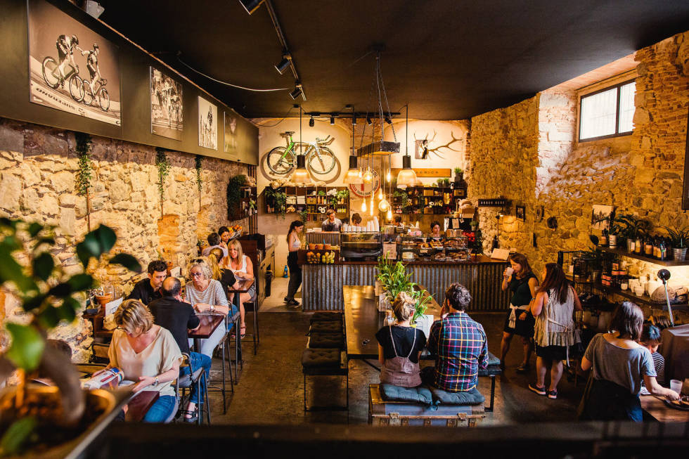 FIKK ALDRI ÅPNE: En uventet husleieøkning gjorde at cafékonseptet La Fabrica aldri kom til Norge. Her fra caféen i Girona. Foto: La Fabrica. la-fabrica-girona