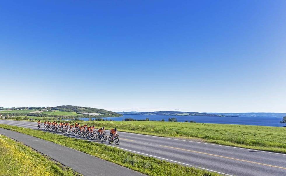 STILLE VED MJØSA: Det blir ikke noe sykkelritt langs Mjøsa 20. juni i år. Foto: Ola Morken. lillehammer-oslo