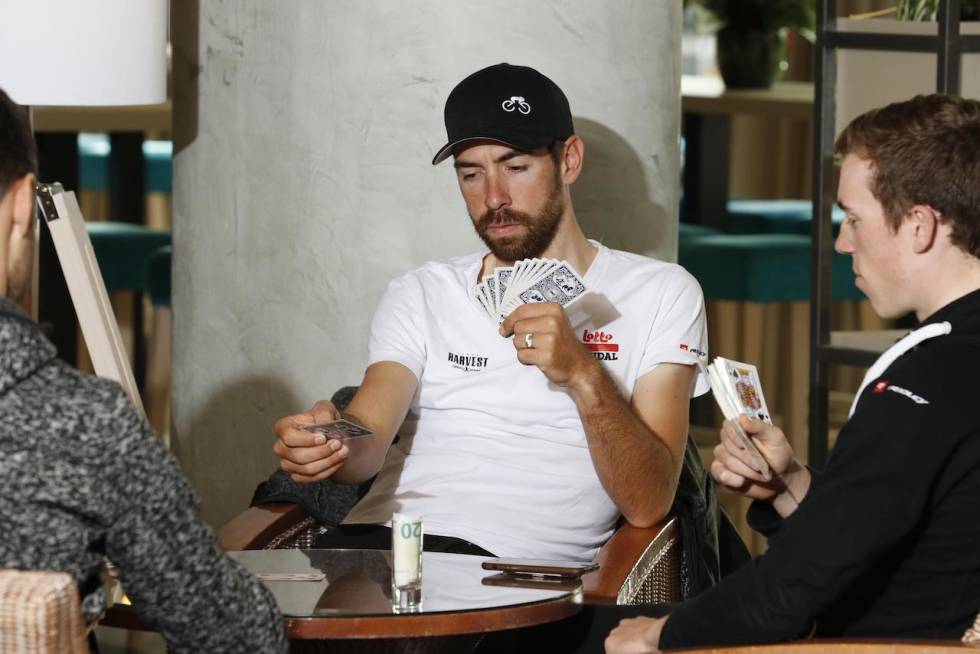 LOVLIG: Kortspill er enn så lenge lov i Lotto-Soudal. Foto: Cor Vos. lotto soudal poker