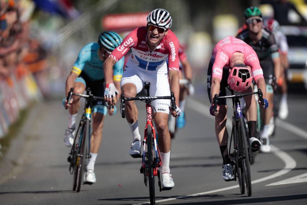 VUELTA? Van der Poels seier i Amstel Gold Race imponerte alle, og kan gi laget wildcard til vueltaen 2020. Foto: Cor Vos. mathieu van der poel amstel