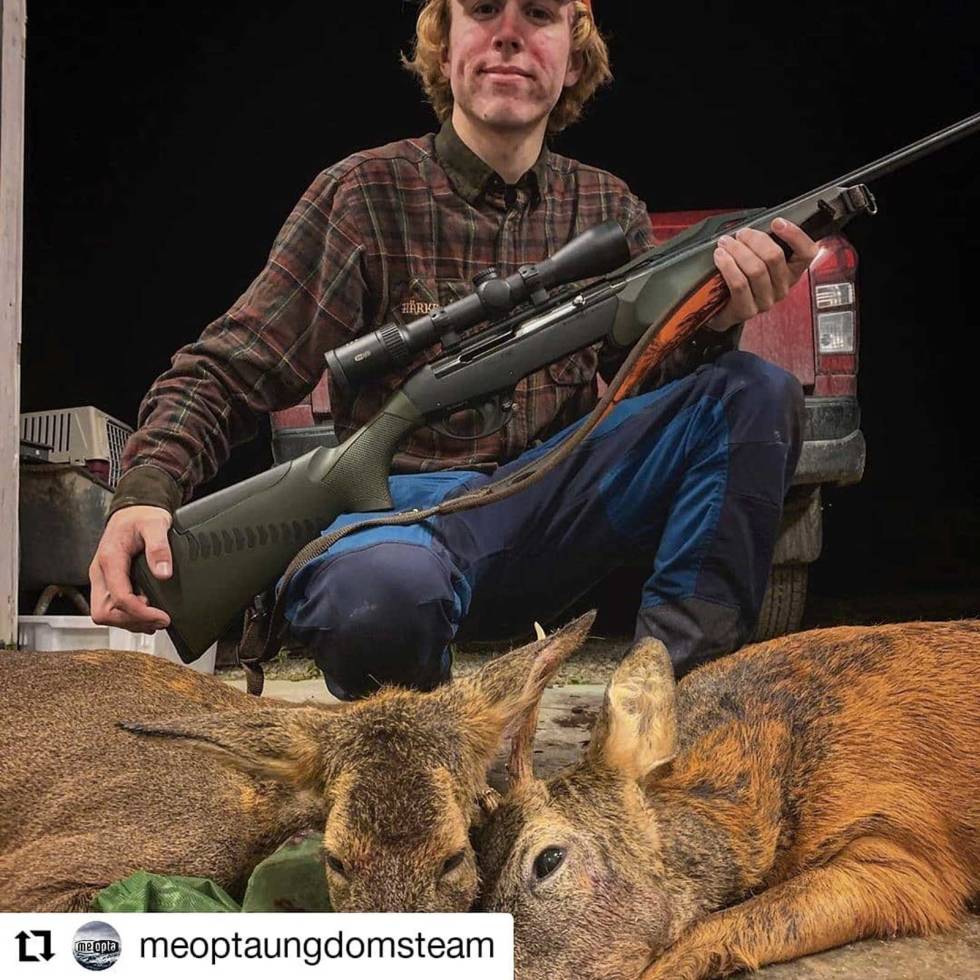 @meoptasungdomsteam: I dag har Theodor og Markus hatt stang inn på rådyrjakt! Først skyter Theodor et rådyr i los for sin hund, og senere på kvelden skyter Markus to dyr på smygjakt! #jakterlivet #jegerkameratene #meopta #norge #norskjakt meoptasungdomsteam