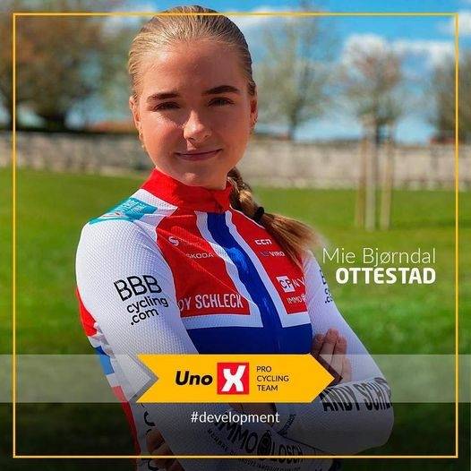 HJEM IGJEN: Mie Bjørndal Ottestad ble nylig presentert som rytter på Uno-X. Her i fjorårets mesterskapstrøye. Foto: Uno-X mie-bjørndal-ottestad