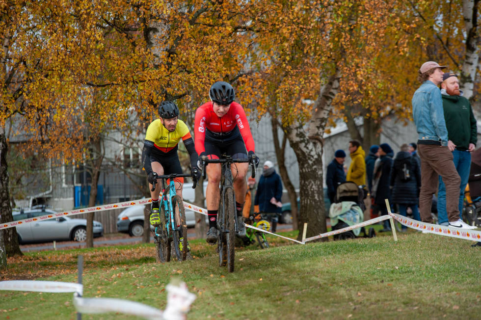 SUVEREN: Mie Bjørndal Ottestad kvittet seg med resten av damefeltet etter et par runder. Foto: Audun Morgestad Mie Bjørndal Ottestad vant Superpokal Voldsløkka 2019