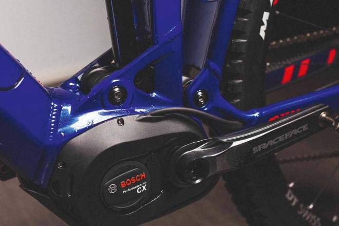 LETTERE OG MINDRE: Bosch sin CX Performance motor har blitt mindre og lettere for 2020, uten at den har blitt noe svakere. Bosch CX Performance