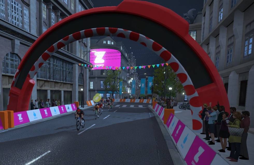 GATERITT: Andre del av finalen i Movistar Challenge var et gateritt på 28 kilometer. Movistar challenge finale