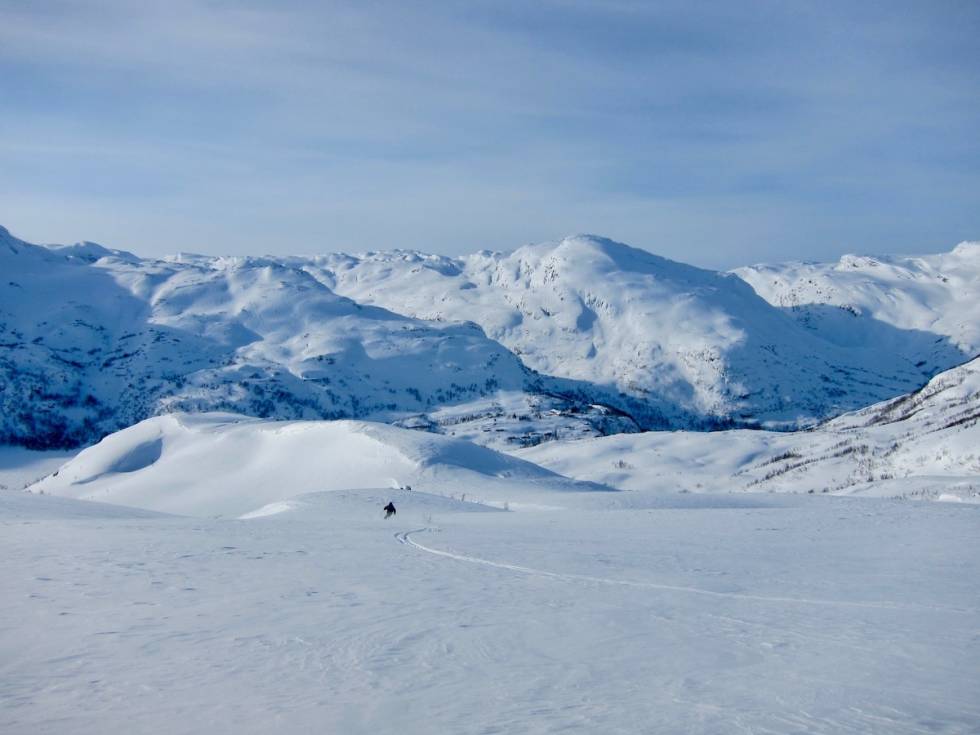 Området rundt Tarven er variert og passer alle nivå! Foto: Lisa Kvålshaugen Bjærum Vatnahalsen, High Camp