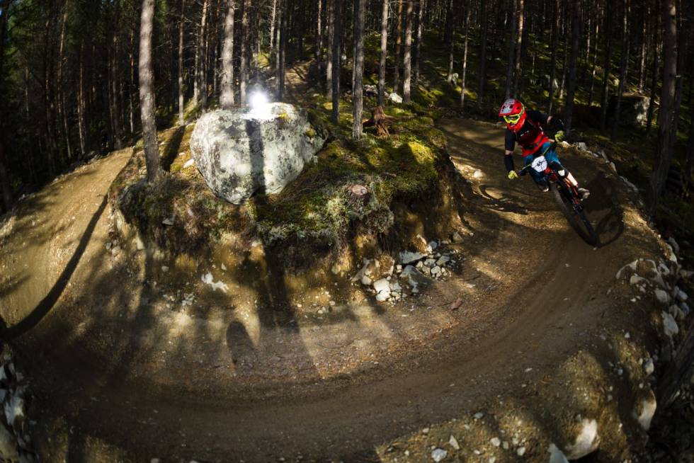 NM-KLARE: Trailhead Nesbyen og Nesbyen IL sykkelgruppa gleder seg til å arrangere tidenes første offisielle NM i enduro. Her fra uoffisielt NM i Nesbyen i 2019. Foto: Snorre Veggan Nesbyen arrangerer NM i enduro 2021