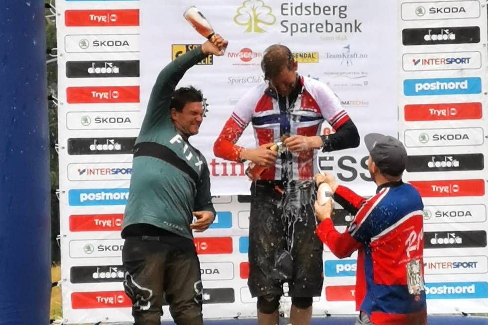 Også i år er det satt opp NM-klasser for master. Her fra NM 2019 Trond Hansen (til venstre), masternorgesmester Knut Løkås og Pål Standal. Foto: Lars Løkås NM Utfor 2019 Master menn