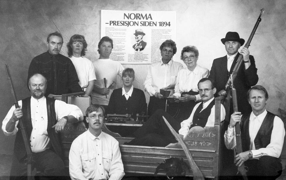 Unge Larsen: Fra feiringa av 100-årsjubileet, der en ung Larsen figurerer foran. NOMA-125-år-3
