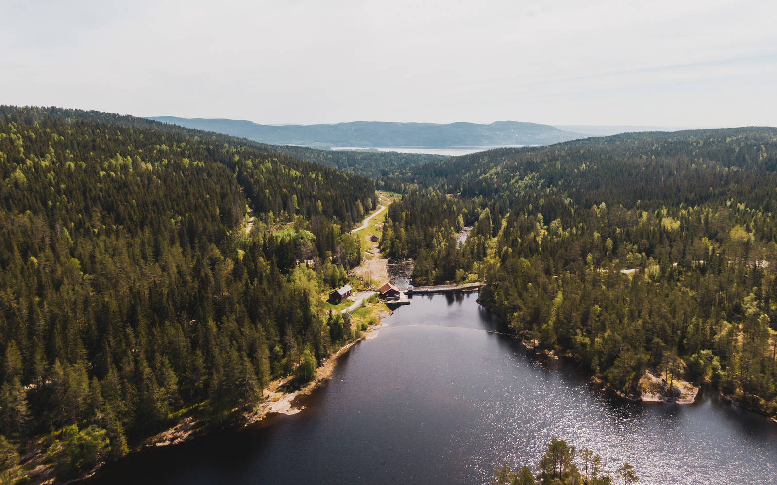 INGEN SKJÆR I SJØEN: Fra Skjærsjøen er det uendelige muligheter. Vi valgte oss Kamphaug. Bilde: Christian Nerdrum Fra Skjærsjøen er det uendelige muligheter. Vi valgte oss Kamphaug. Bilde: Christian Nerdrum