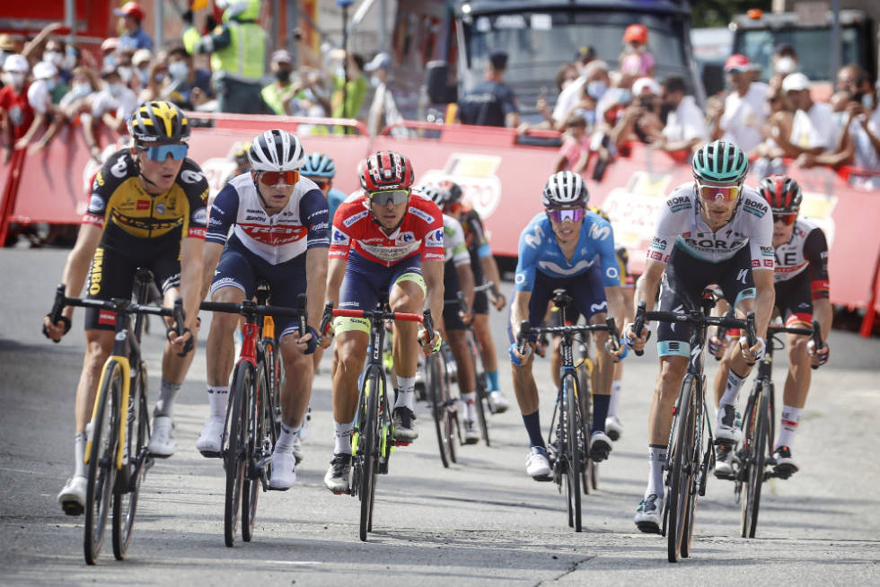 KLATRET MED DE BESTE: Eiking har den siste uken i all hovedsak fulgt favorittene i klatringene. Foto: Cor Vos odd christian eiking, vuelta a espana
