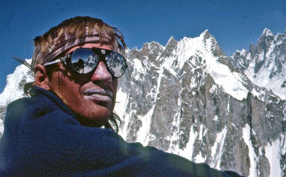 Latok 1986: Øyvind Vadla med 7145 meter høye Latok i bakgrunnen. Øyvind-Vadla-9