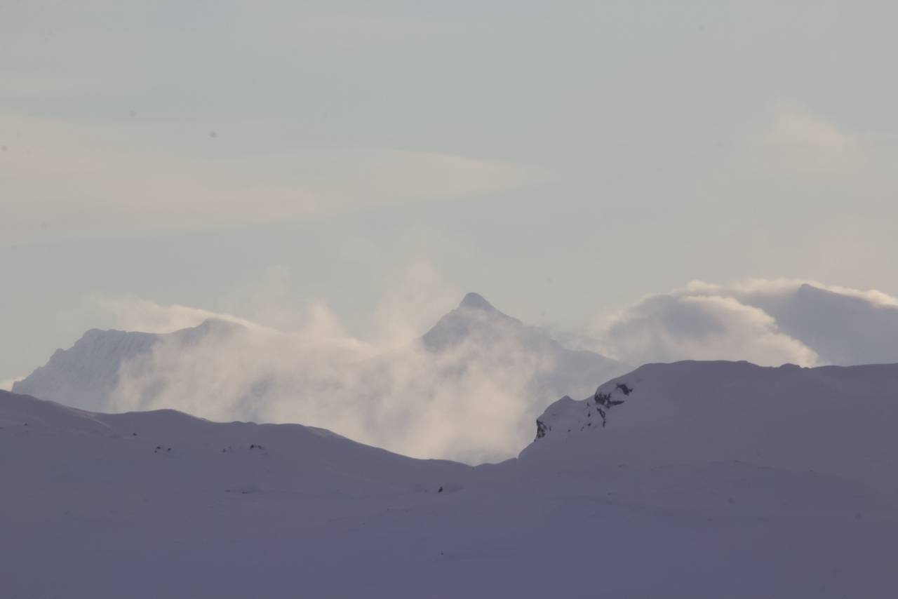 OKSTINDAN: Sett fra Sauvasshytta. Foto: Sunnniva Sørheim okstinoan