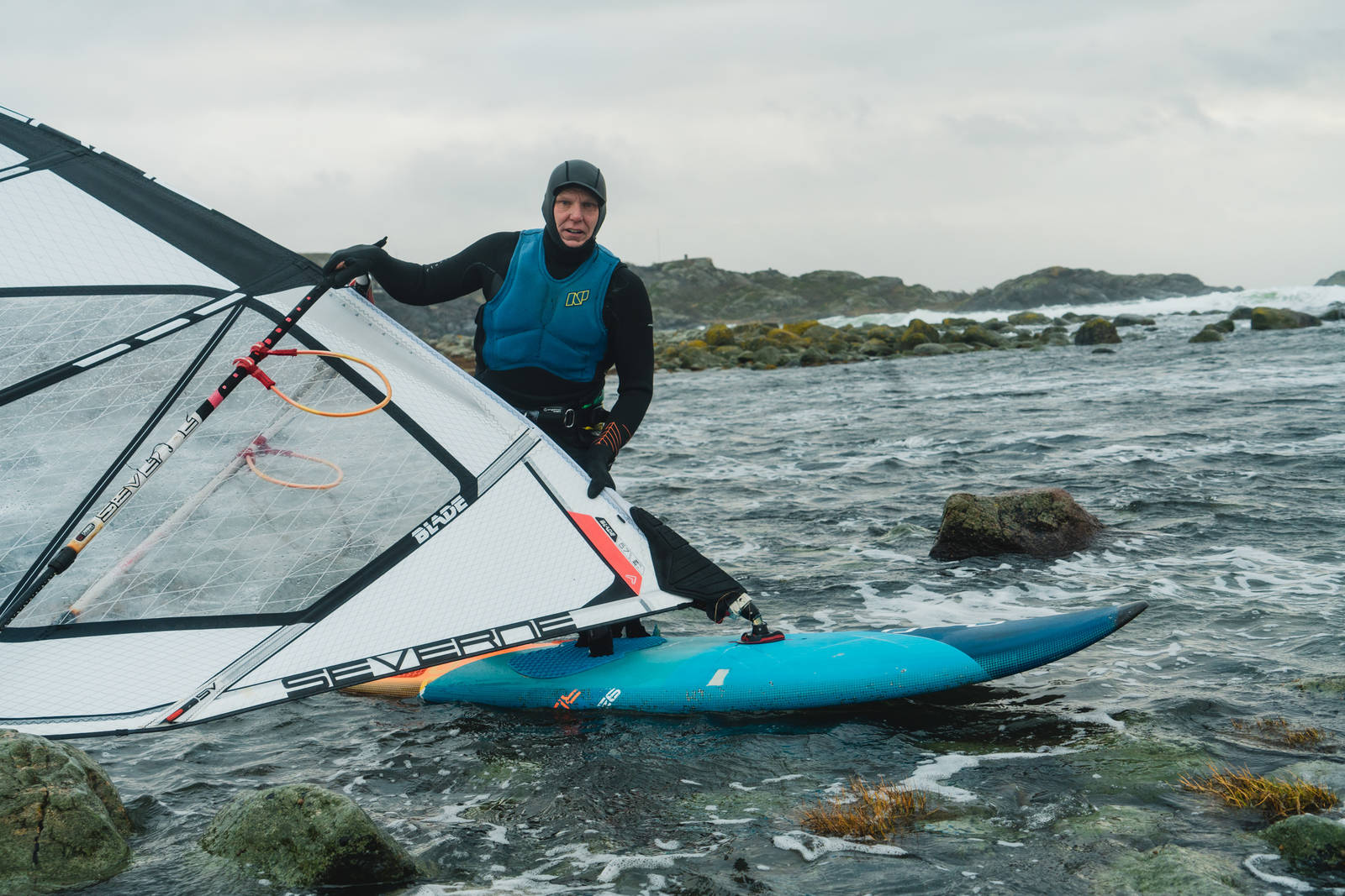 HEVDER SIN RETT: Windsurfer Olav Bleivik hevder at windsurfing alltid har vært lovlig på Saltstein. Bilde: Christian Nerdrum HEVDER SIN RETT: Windsurfer Olav Bleivik hevder at windsurfing alltid har vært lovlig på Saltstein. Bilde: Christian Nerdrum