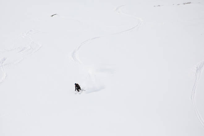 UNDER UFO´ N: …er det lokale navnet på dette området, som også er like over Myra. Så veit du det. Foto: Tore Meirik Oppdal topptur korona ski