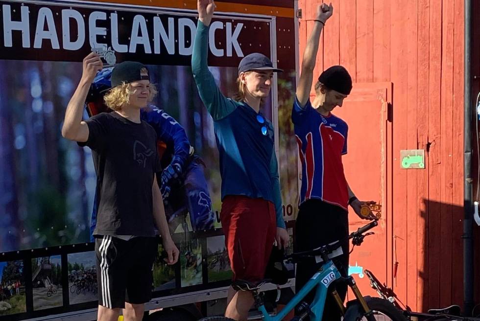 HERREPALLEN: Ola Jåvold Landmark vant Traktorland Enduro foran Oskar Omdal (til venstre) og Jonas Olsson. Foto: Anette Røssum Bastnes Ola Jåvold Landmark vant Traktorland Enduro