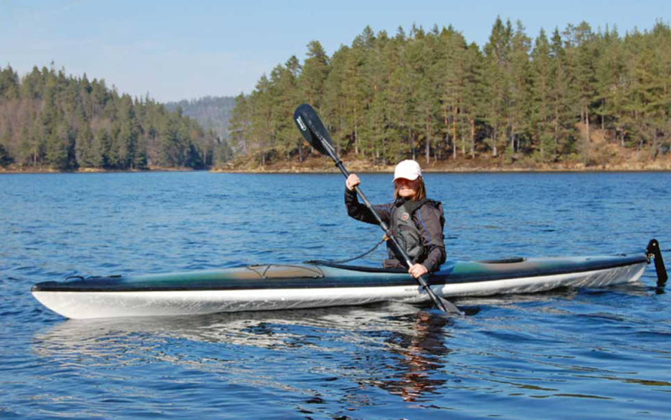 Grimevannene ligger noen kilometer nord for Lillesand og øst for Grimstad. Her er det ypperlig å padle, telte og fiske. Foto: Torolf Kroglund Padling-på-Grimevannene-Torolf-Kroglund-3