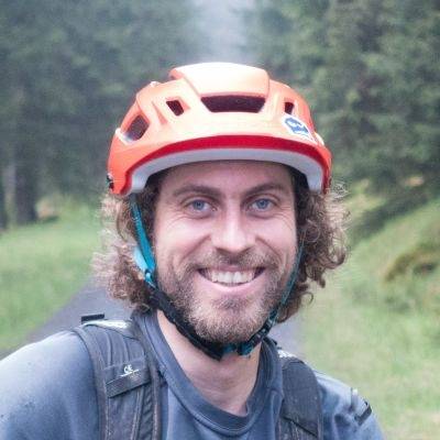 STIFINNER: Peter Seidl har reist land og strand for å finne fine stier og destinasjoner som du kan finne i Trailguide. Peter Seidl i Trailguide