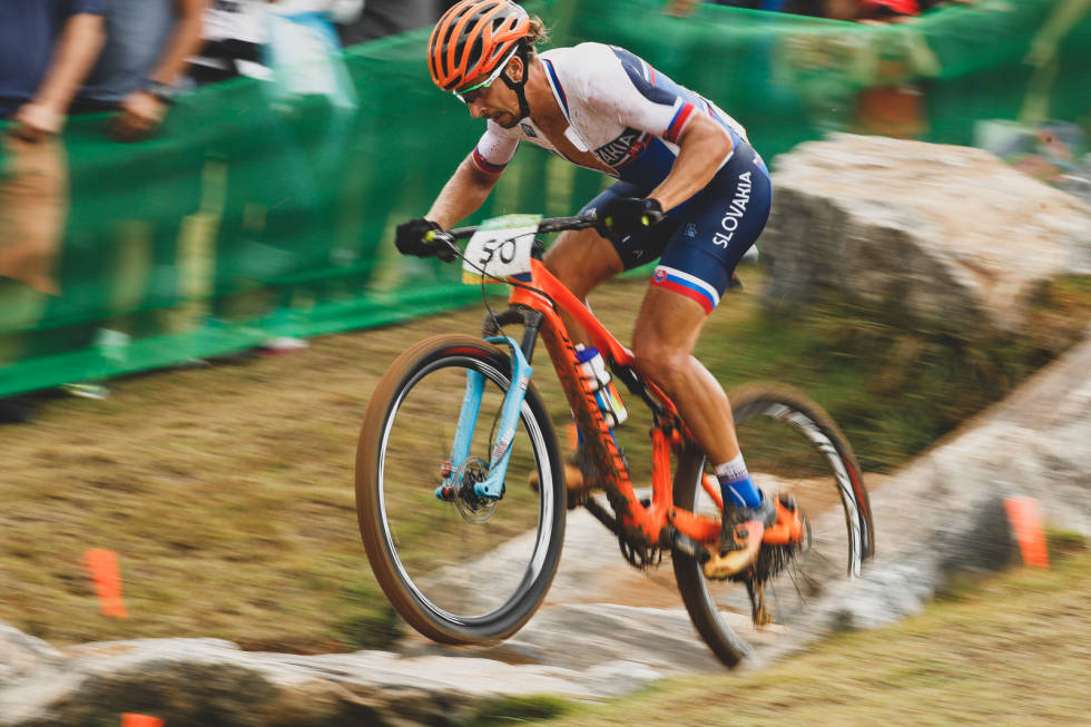 UVØREN: Peter Sagan vil sykle både terreng og gravel om han får sjansen i sitt nye lag. Her fra OL i Rio, 2016. Foto: Cor Vos. Peter-Sagan-1