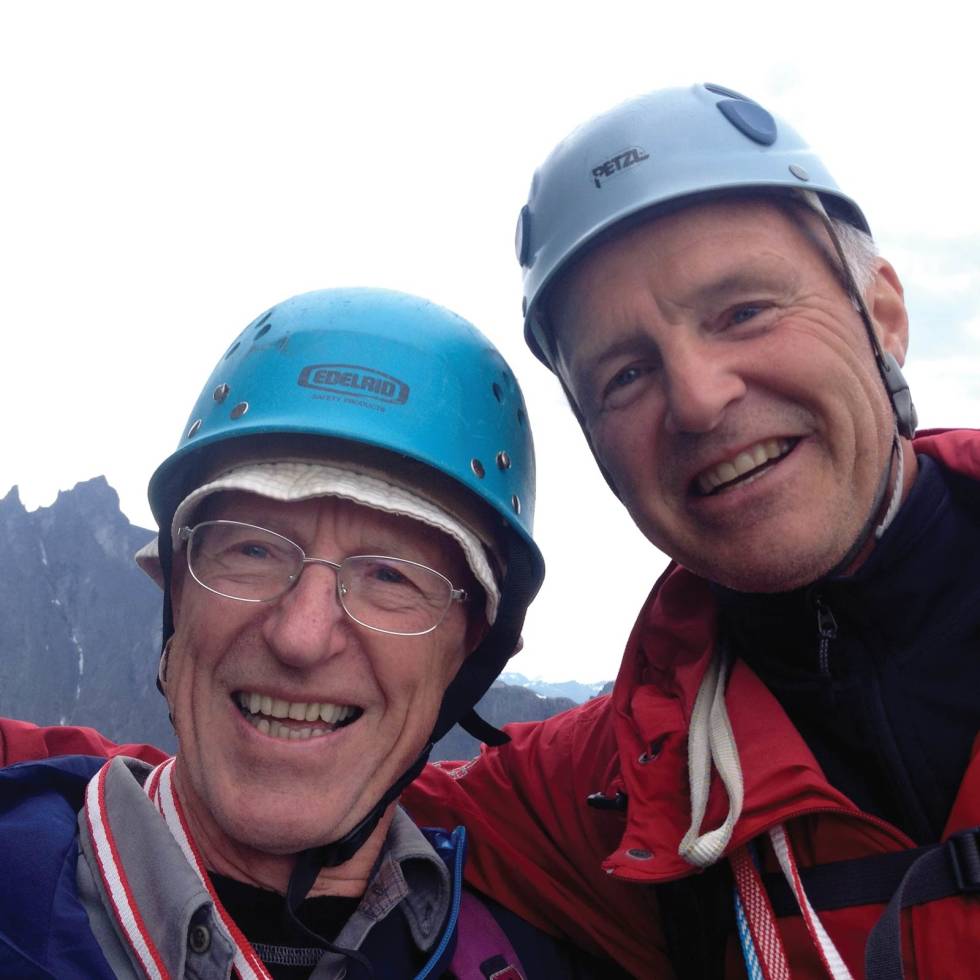 Fjellforførerne: Ralph Høibakk og Stein Aasheim. Selfie tatt av Stein P. Aasheim Ralph-Høibakk-Klatring-11