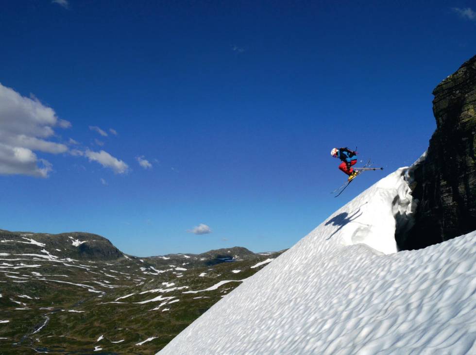 SOMMERHUCK: Vetle Gangeskar (12) hopper klipper hver måned året gjennom. Dette bildet ble tatt på utmerket føre den 15. august 2015. Foto: Pelle Gangeskar Røldal