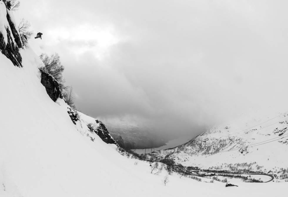 RØLDAL: Frikjøringsbygda i sørvest har snørekord for desember i år, så det er bare å hive seg rundt. Foto: HP Hval Røldal