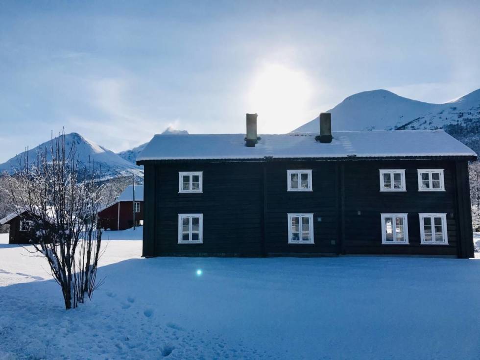 Det er dramatiske tider for både guider og overnattingssteder. Her fra Romsdal Lodge. Romsdal Lodge.