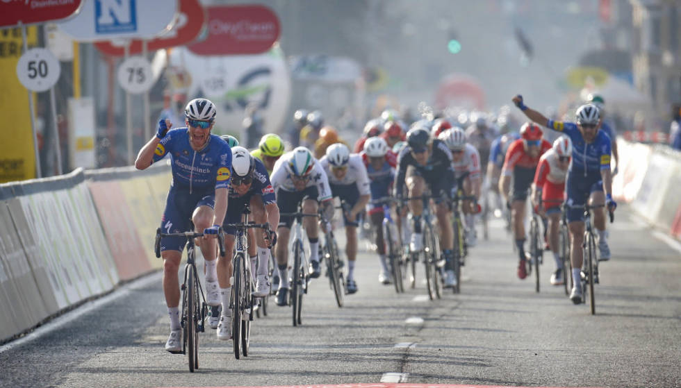 KLAR SEIER: Sam Bennett var utilnærmelig på oppløpet i De Panne. Foto: Cor Vos sam bennett de panne uno-x