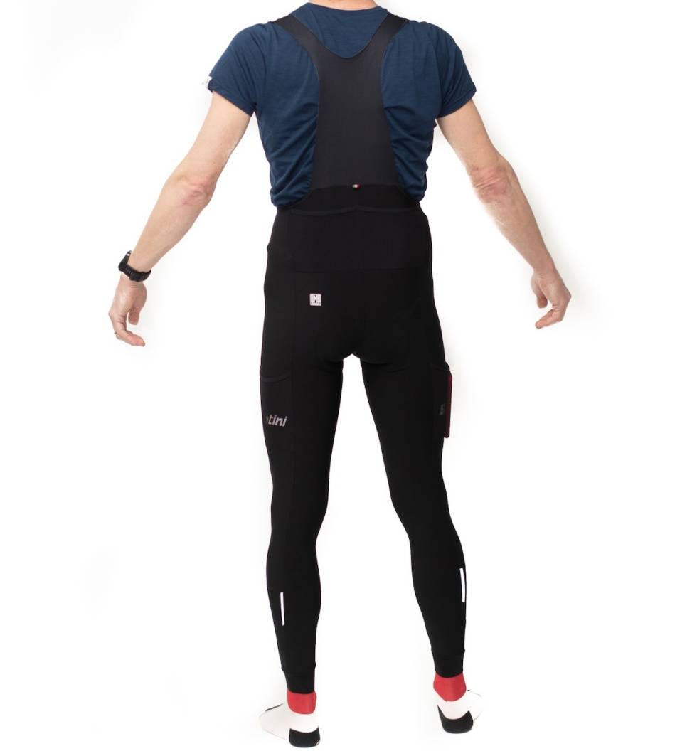IKKE SUPERVARM: Santini sin Gravel-bukse er ikke varm nok til å sykle i mange minusgrader, men fra null til fem grader fungerer den fint. Foto: Henrik Alpers Santini Gravel Tights