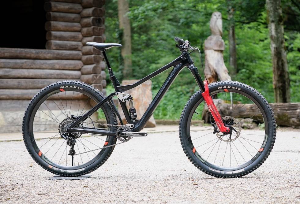 FØRSTE PROTO: Scor V1 er tydelig en forlenget og slakere BMC Trailfox. Scor Prototyp