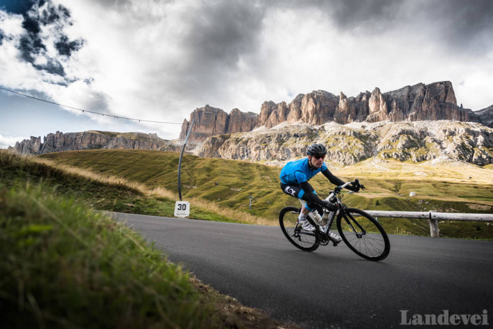 GOD TUR! Uansett hva slags sykkel du velger, opplevelser som dette venter på deg. Foto: Henrik Alpers. Sella ronda i italia