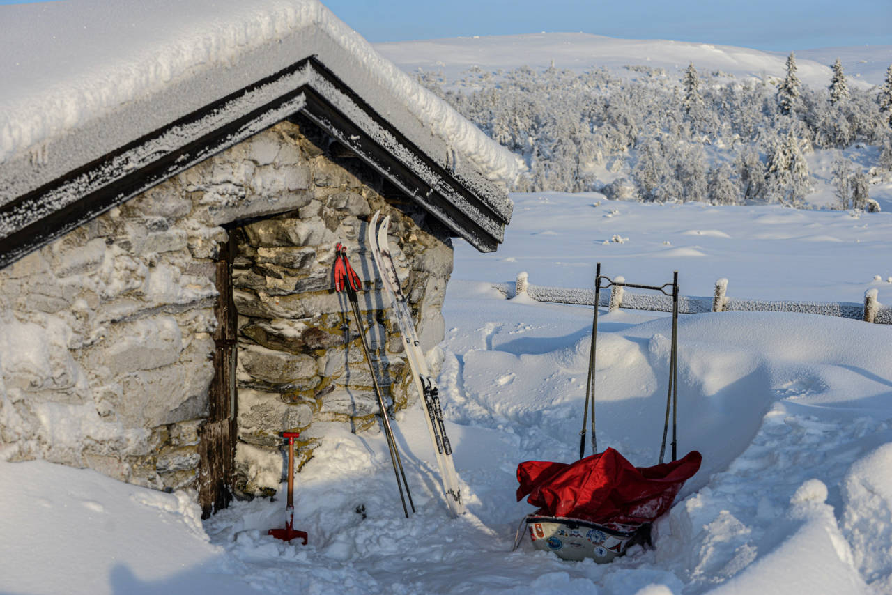 SKJELBUA: Åpen hytte med ved og propan. Foto: Bo Lindblad SKJELBUA: Åpen hytte med ved og propan. Foto: Bo Lindblad