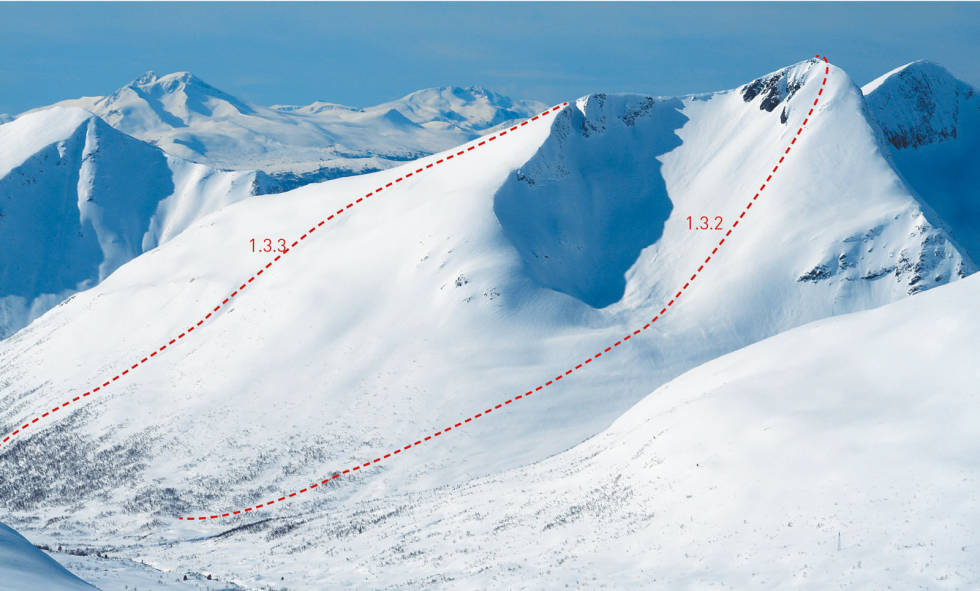 Smørbottfjellet fra øst Smørbottfjellet 1188 moh Toppturer i Romsdalen