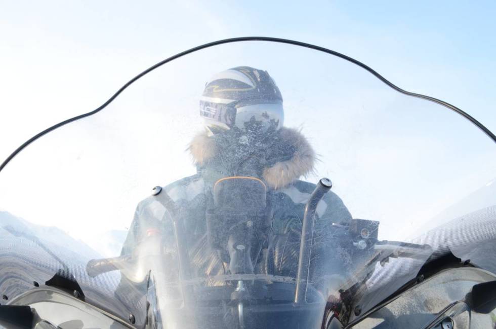 Motorisert ferdsel er en brannfakkel. Illustrasjonsfoto: Sandra Lappegard snøskuter utemagasinet utmark goggles skidoo scooter