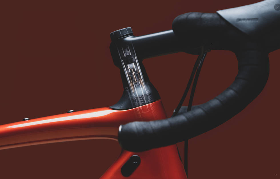 JA, DET FUNKER: Demperenheten på Diverge er skikkelig bra, vi håper vi ser den på enda flere sykler. future shock specialized diverge