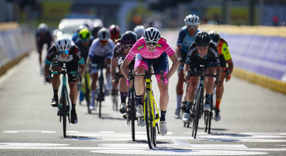 LITT SKUFFET: Stine Borgli skulle gjerne spurtet bedre mot slutten av Dwars door Vlaanderen. Foto: Cor Vos stine borgli dwars door vlaanderen 2021 3