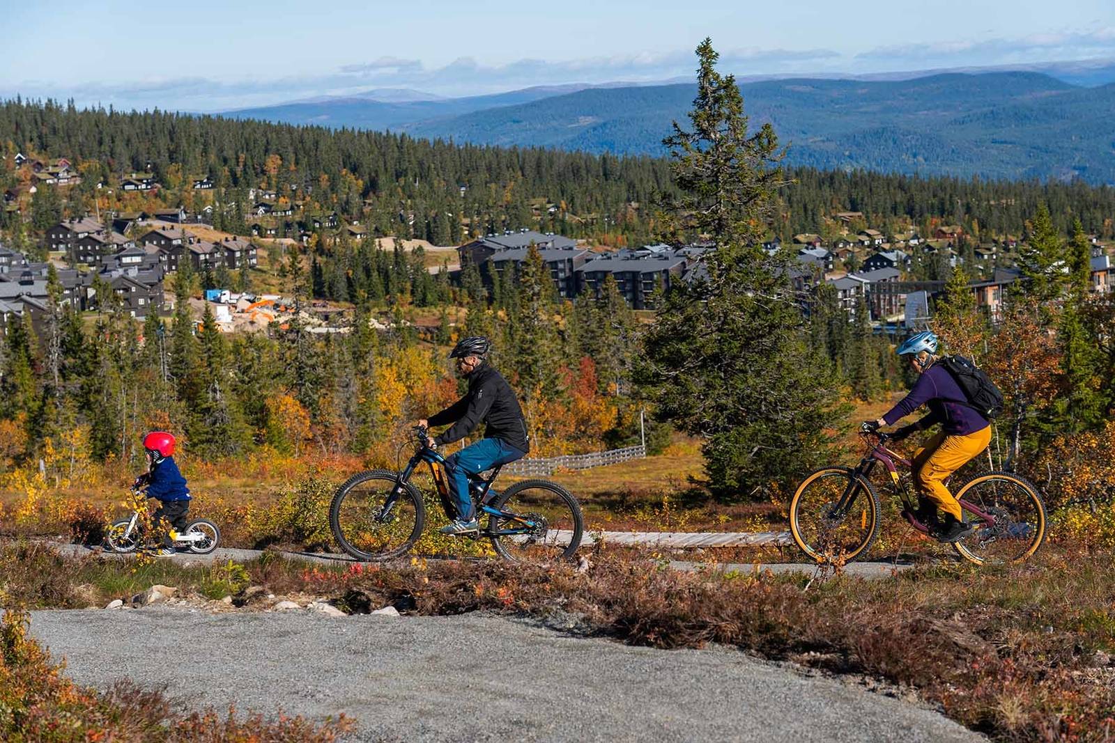 FAMILIESTIER: Stitilbudet er stadig under utvikling i Trysil. Fageråsen har også fått et bra tilbud de siste årene.Foto: Jonas Sjøgren stisykling fageråsen trysil
