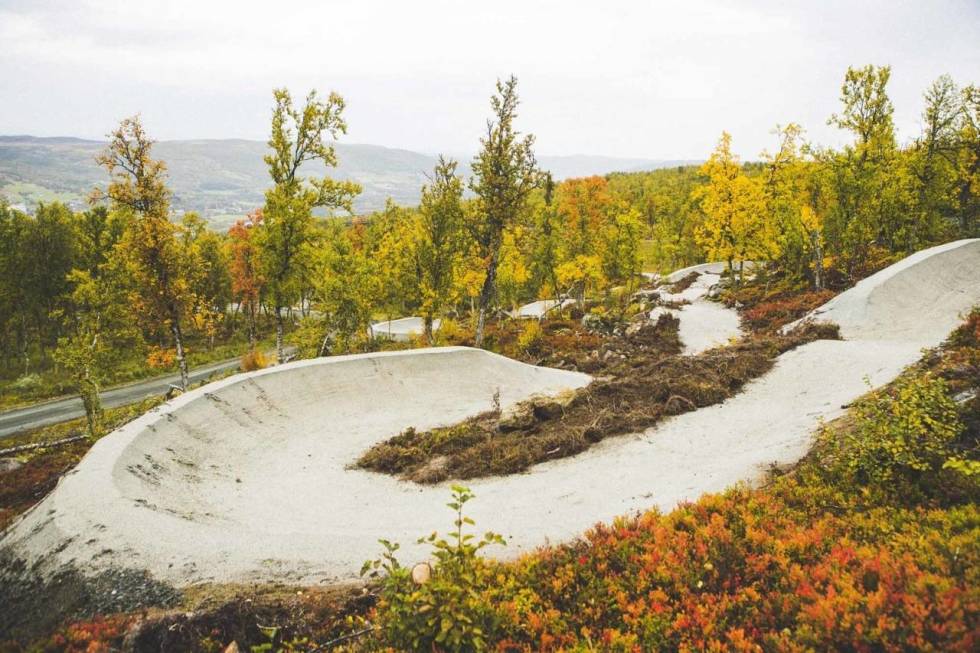 FLYT: Denne stien skal stå ferdig i løpet av 2021 på Geilo. Foto: Kristoffer H. Kippernes stisykling geilo tips