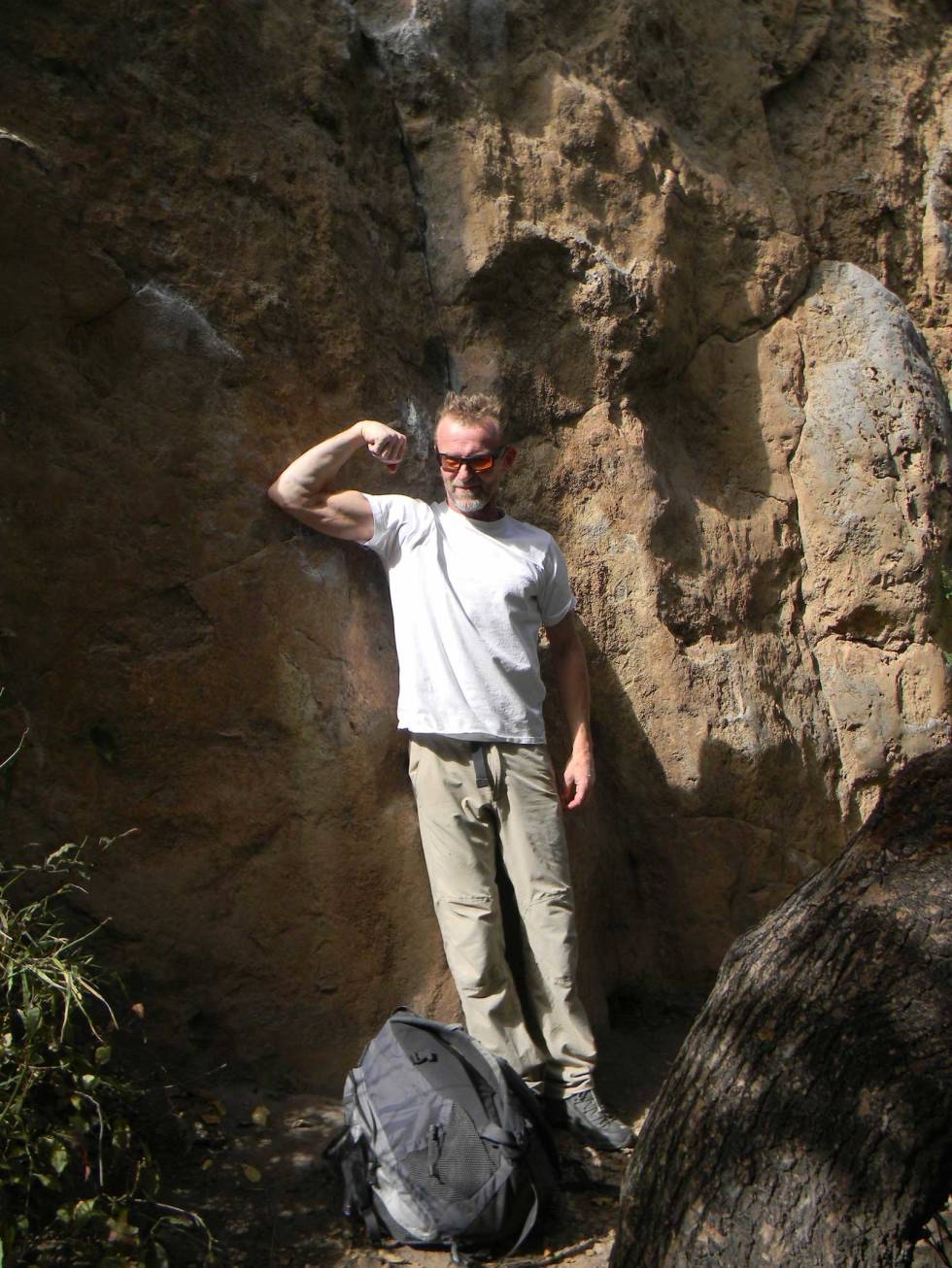 Sterking: «Man vs nature, man wins!» Eplekjekk artikkel-forfatter etter 7a+ on sight i Mexico. Foto: Daniel Araiza Storbyklatring-Latin-Amerika-2