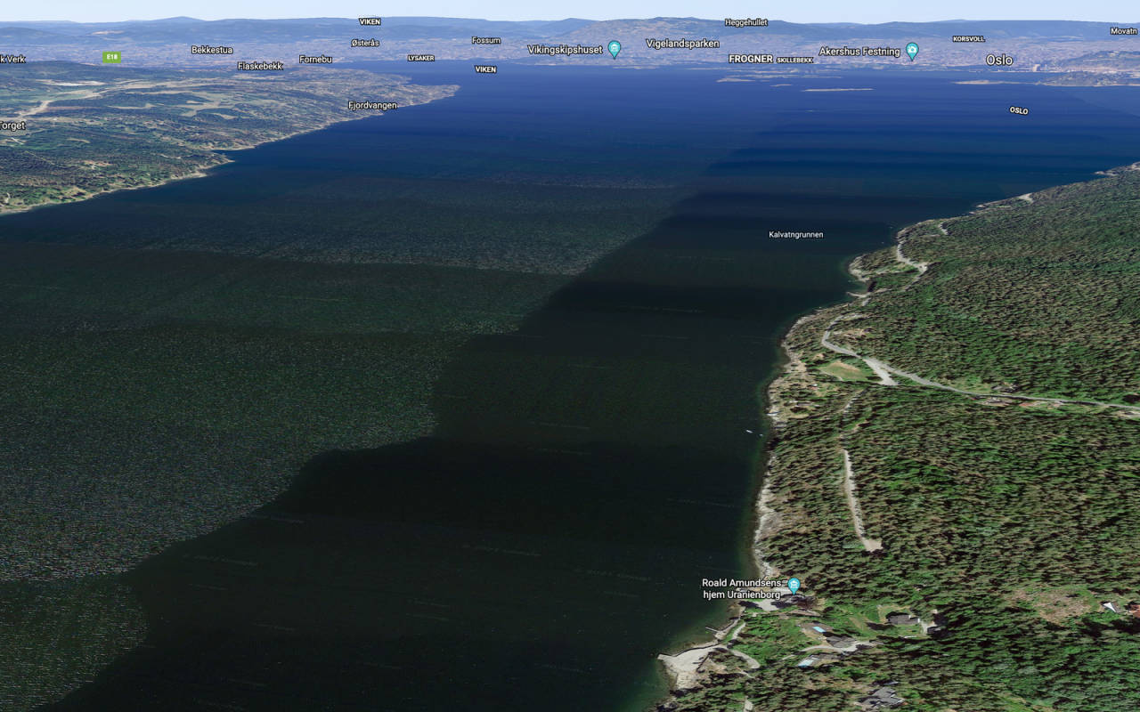 FÅR TIL OG MED SOLGANGSBRIS: Bunnefjorden kan være bra på både sørlig og nordlig vind. Mange seiler ut fra Roald Amundsens barnehjem. Bunnefjorden kan være bra på både sørlig og nordlig vind. Mange seiler ut fra Roald Amundsens barnehjem.