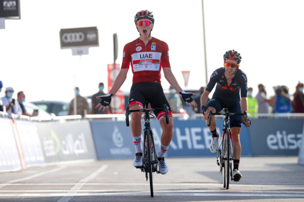 JUBEL: Tadej Pogacar triumferte på UAE Team Emirates' hjemmebane. Foto: Cor Vos tadej pogacar adam yates uae tour