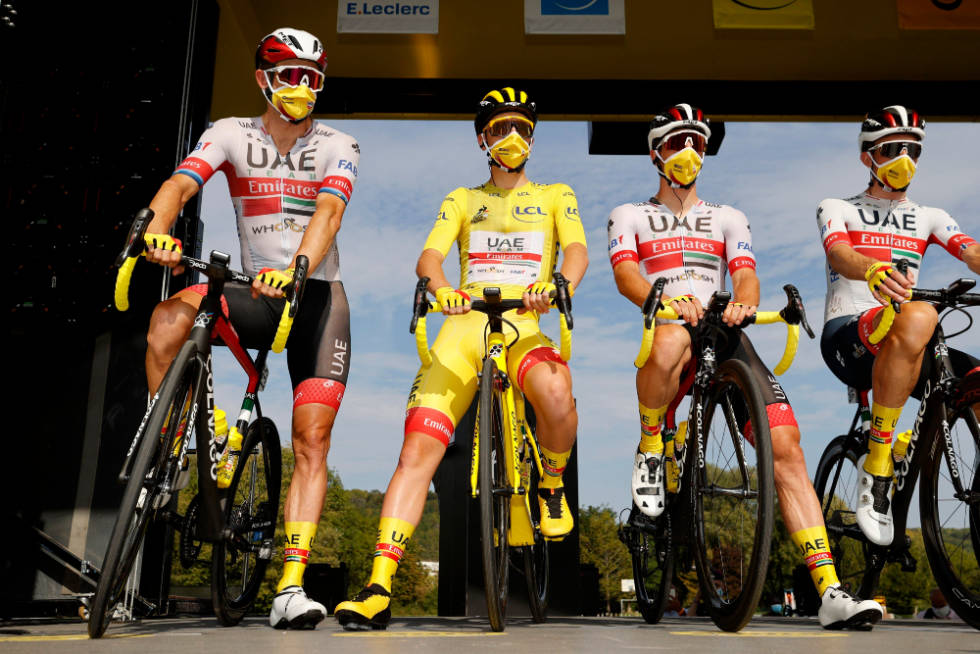 NORSK HJELP: Vegard Stake Laengen (til høyre) var en viktig mann for Pogacar i årets Tour de France, og er tilbake i år. Foto: Cor Vos tadej pogacar tour de france favoritter(3)