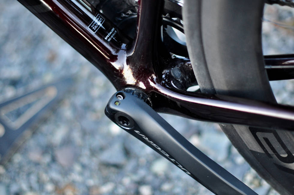 GJENGET: Tarmac SL7 kommer med standard gjenget kranklager til 24 mm Shimano-aksling. Specialized Tarmac SL7