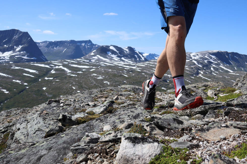 PÅ TUR: Med Altras kraftigste modell på løpetur i Trollheimen. Foto: Siv-Elin Skogen test løpesko fjell terrengløpesko