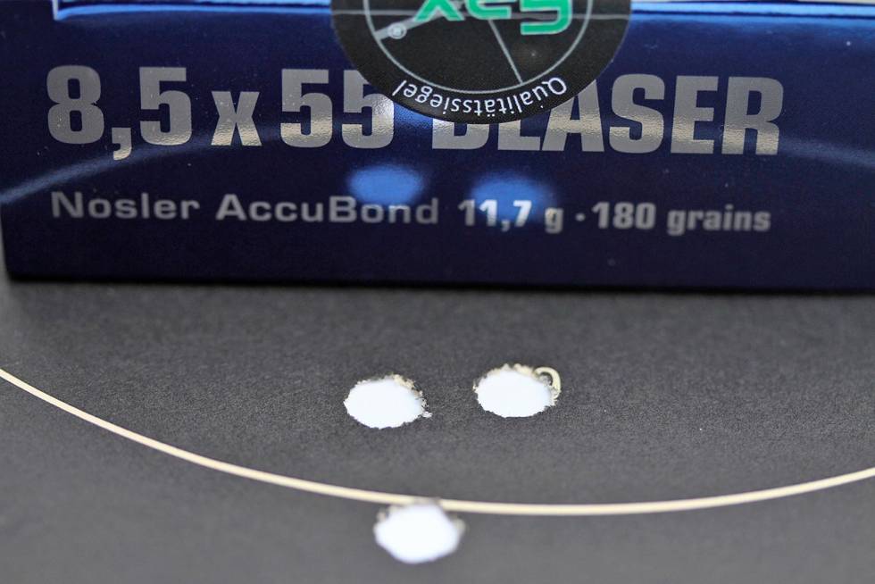 Grei samling: Med 180 grains Accubond fikk vi snittsamlinger på 23 mm. Test-av-8,5-x-55-Blaser-6