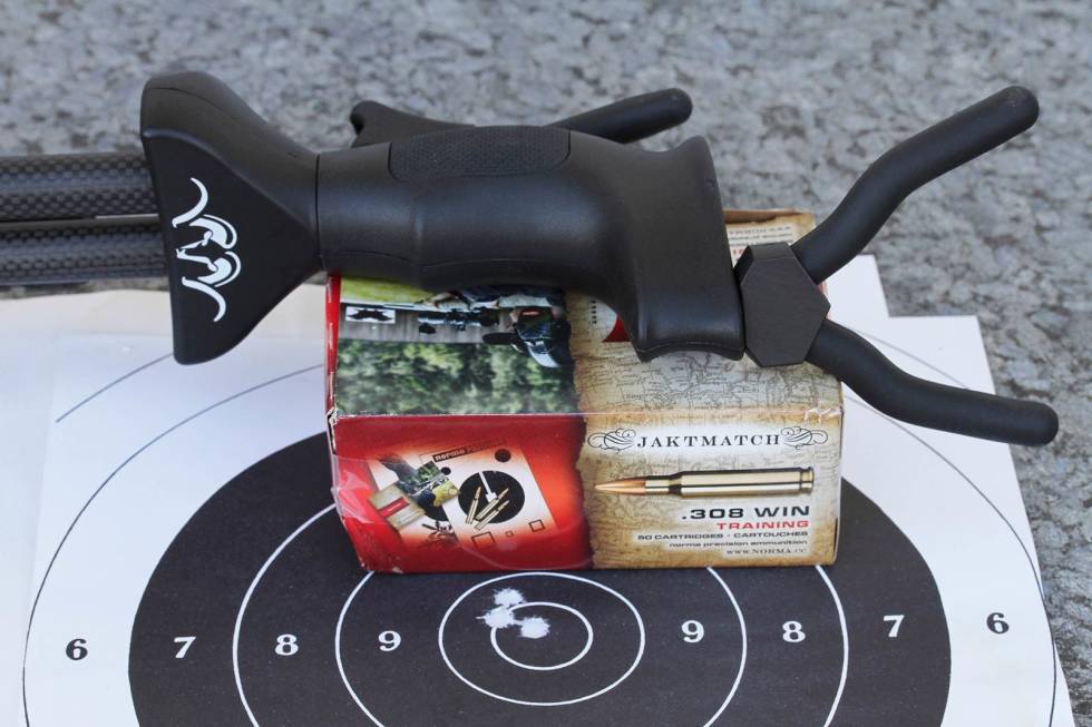 God samling: Med Blaser-stokken får vi like gode treff som det vi klarer i benk. Test-av-Blaser-Carbon-Shooting-Stick-2