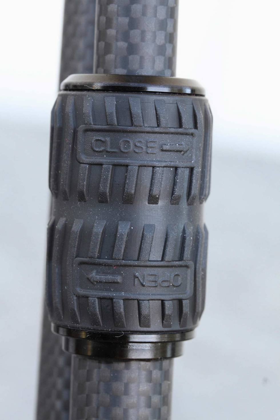 Rask regulering: De gummierte grepene gjør det raskt å regulere høyde på støtten. Test-av-Blaser-Carbon-Shooting-Stick-4