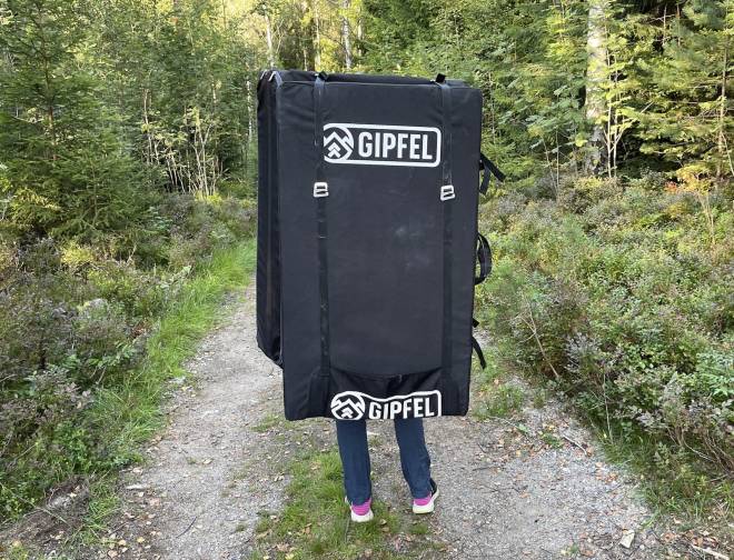 Ut på tur: Ikke sur med to pads godt plassert på ryggen. test av gipfel yosemite crashpad