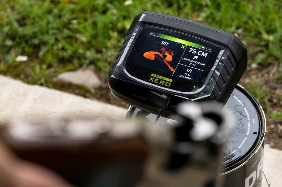 Klar, ferdig:Når Garmin Xero S1 er ferdig med analysen og det er klart for nytt skudd, gir den beskjed øverst i displayet. Test-av-hagleradar-Garmin-Xero-S1-3
