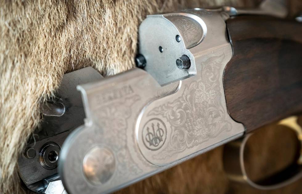 Låskasse: Selvjusterende doble låsetapper er en sikker løsning som gir slank og lav profil. Test-av-Silver-Pigeon-1-MY19-2